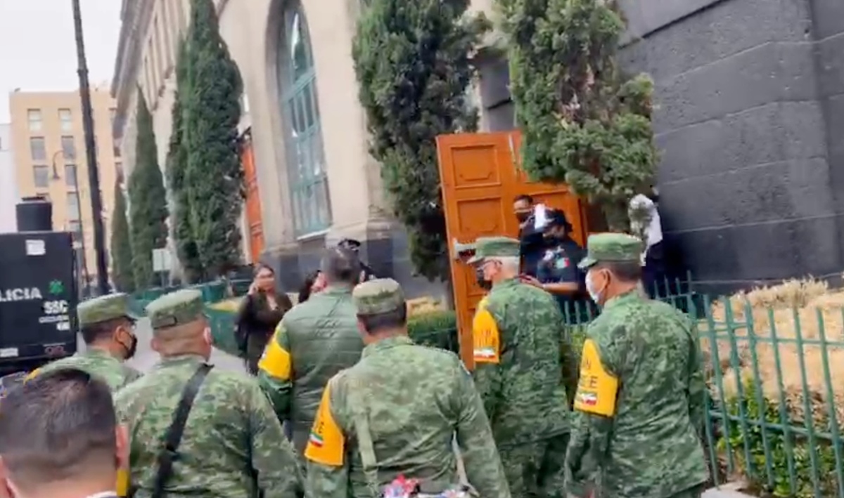 Para salir de Palacio Nacional, gabinete usa instalaciones de SCJN.