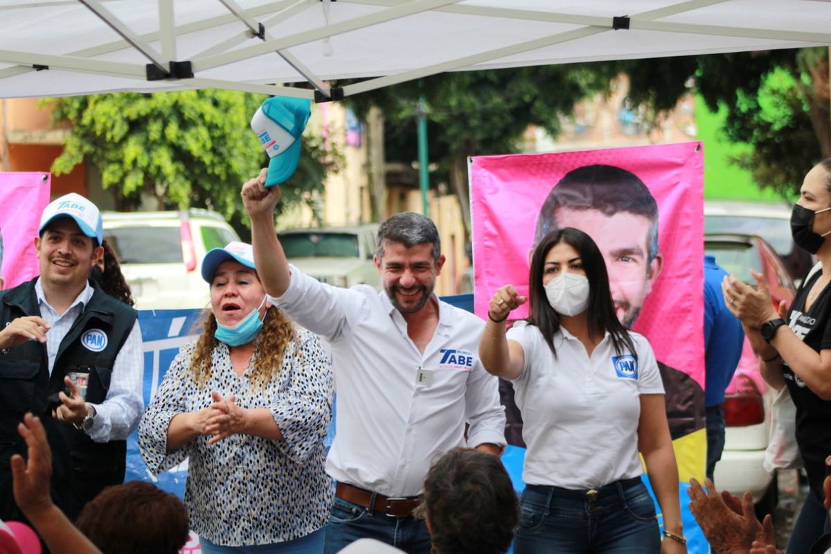 Mauricio Tabe, candidato a la alcaldía Miguel Hidalgo de la coalición PAN, PRI y PRD. (Especial)