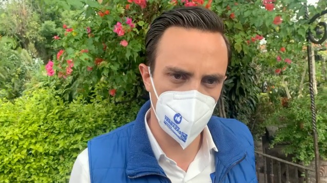El candidato señaló que obtuvo la denominación a través de una comunidad indígena de Guerrero.(David Monroy)