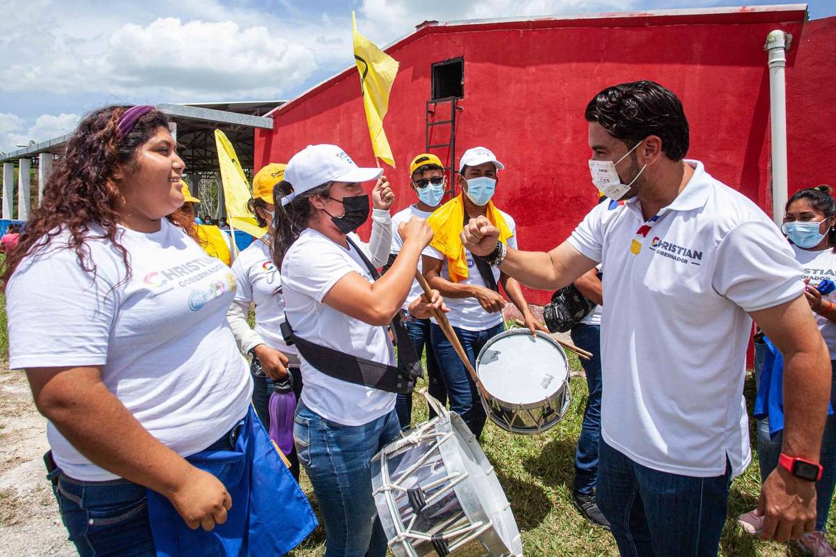 Castro Bello dijo que trabajará para garantizar incentivos al campo y la ampliación de servicios como agua potable. (Especial)