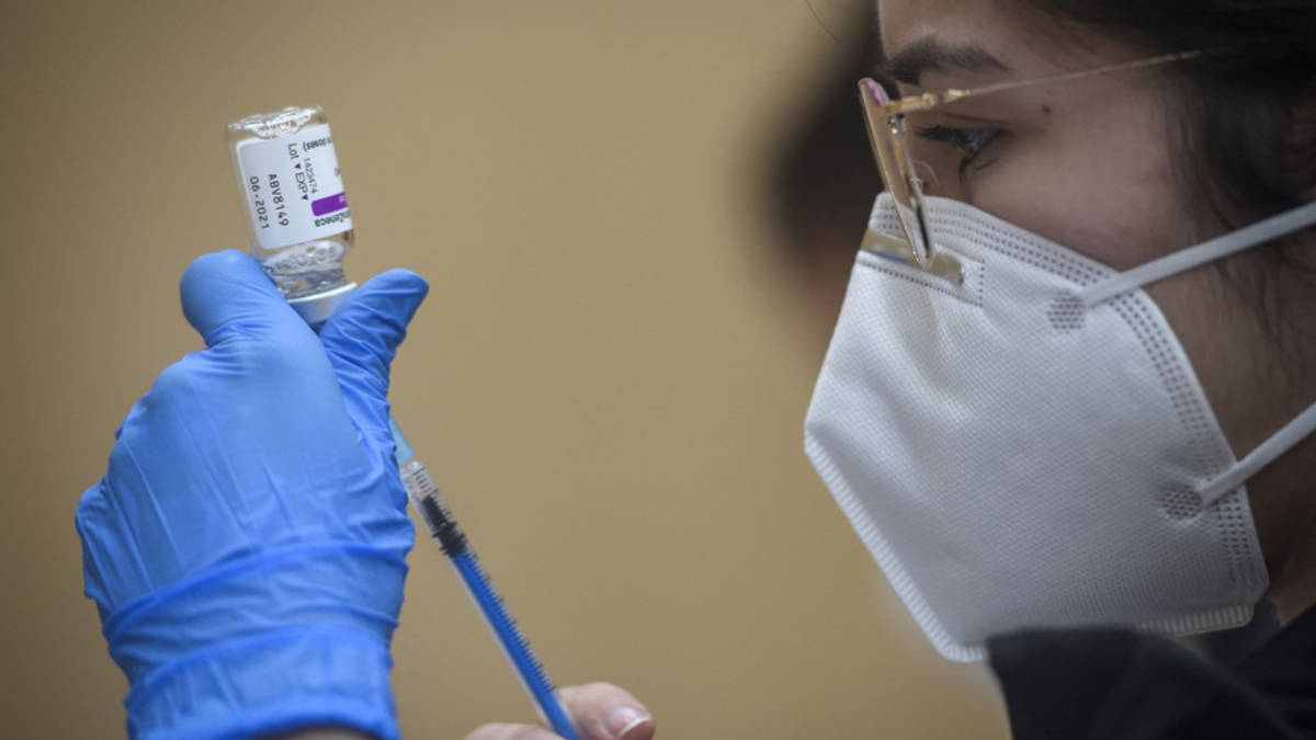 Inicia la vacunación a mujeres embarazadas contra el covid-19