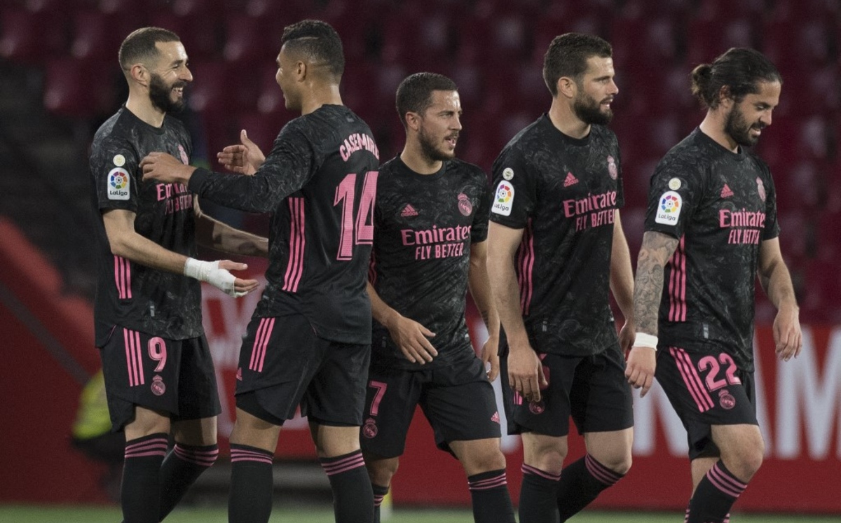 Real Madrid derrotó al Granada (AFP)