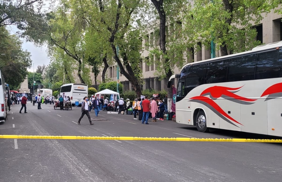 Jubilados del IMSS instalan plantón en Segob. | Ramón Ramírez