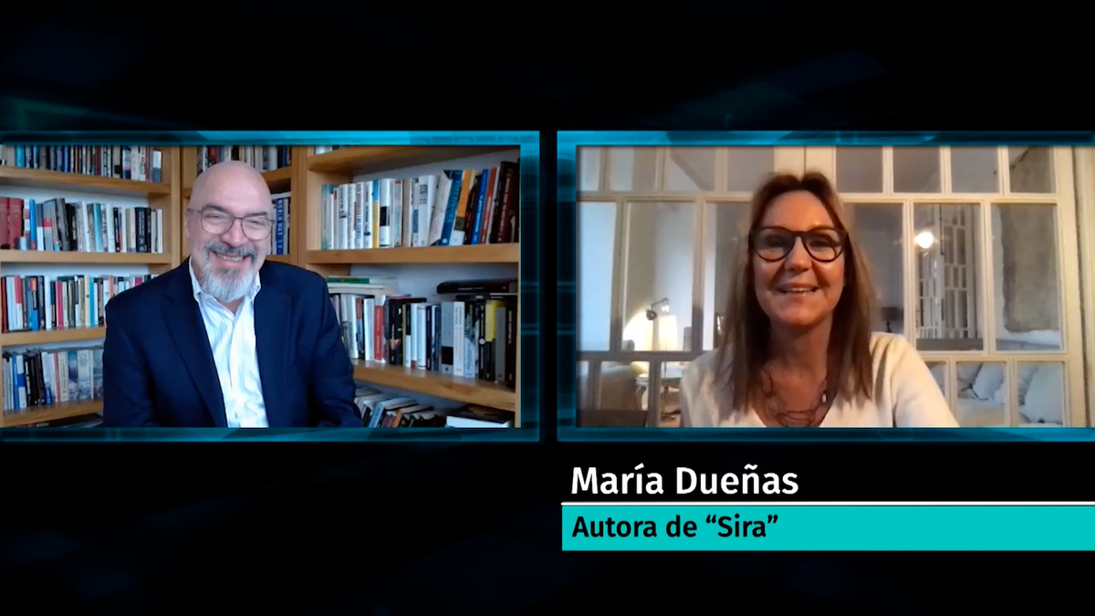 María Dueñas, Autora de "Sira" | En 15, con Carlos Puig