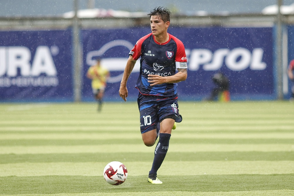Edson Rivera, ha jugado una pieza clave en el equipo de Paco Ramírez. (Imago7)