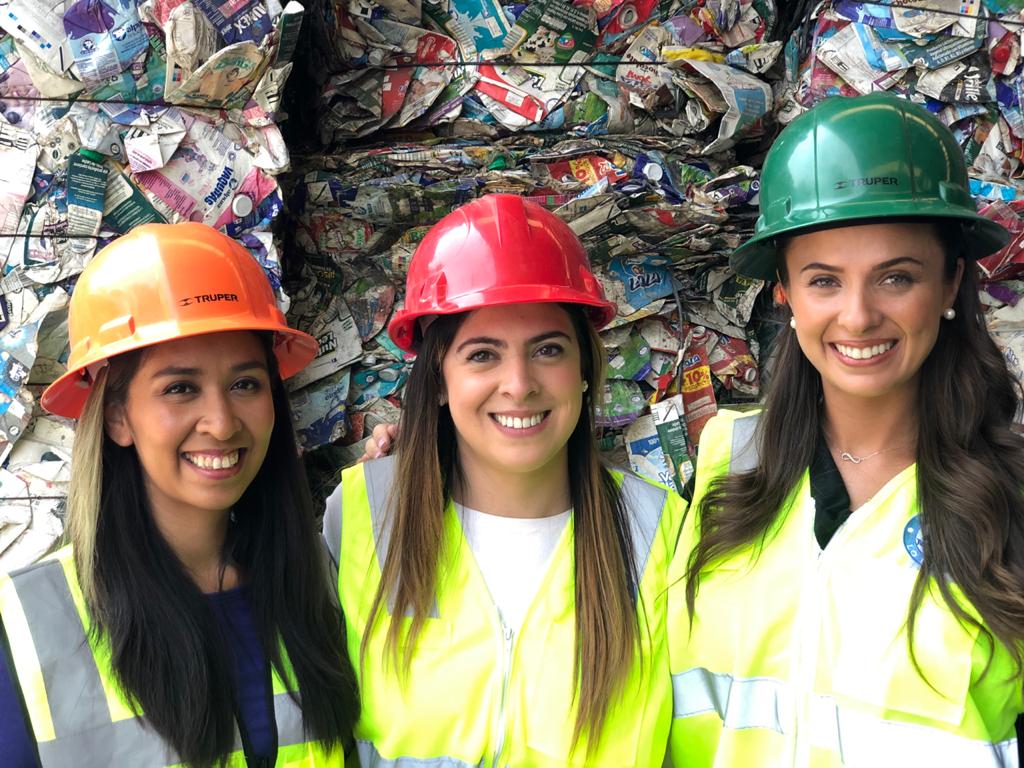 Las empresarias mexicanas lanzaron la app en el marco del Día Internacional del Reciclaje. (Especial)