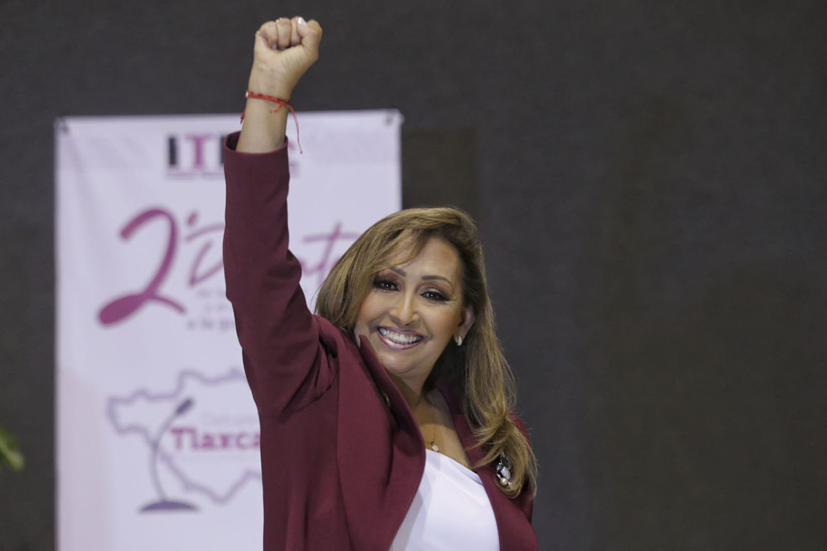 Lorena Cuéllar Cisneros | Andrés Lobato