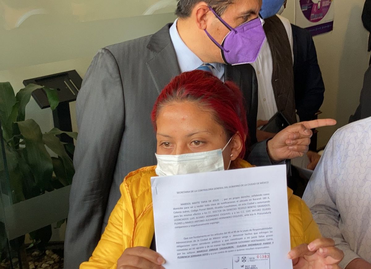 Marisol Tapia acudió a la Secretaría de la Contraloría General. (César Velázquez)