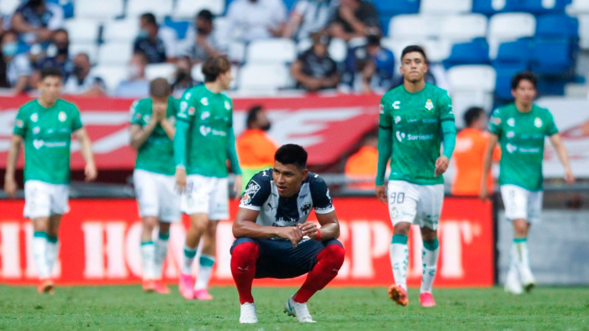 Monterrey juega con fuego y se va eliminado; Santos avanza a semifinales
