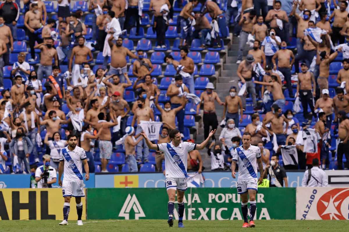 Partido del Club Puebla en el estadio Cuauhtémoc. (Agencia Enfoque)
