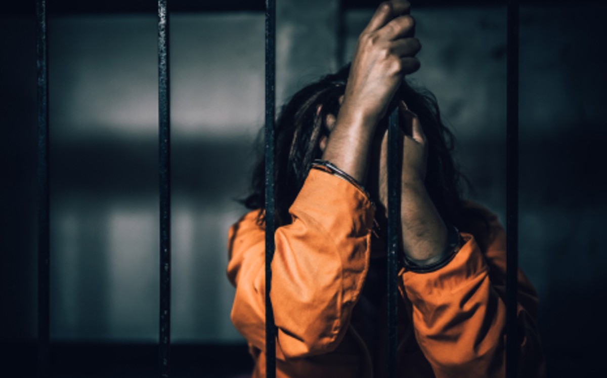 Detienen a mujer en Egipto tras denunciar torturas a su hijo preso, según HRW. (Especial)