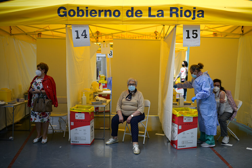 España sigue avanzando en la vacunación contra covid-19. (AP)