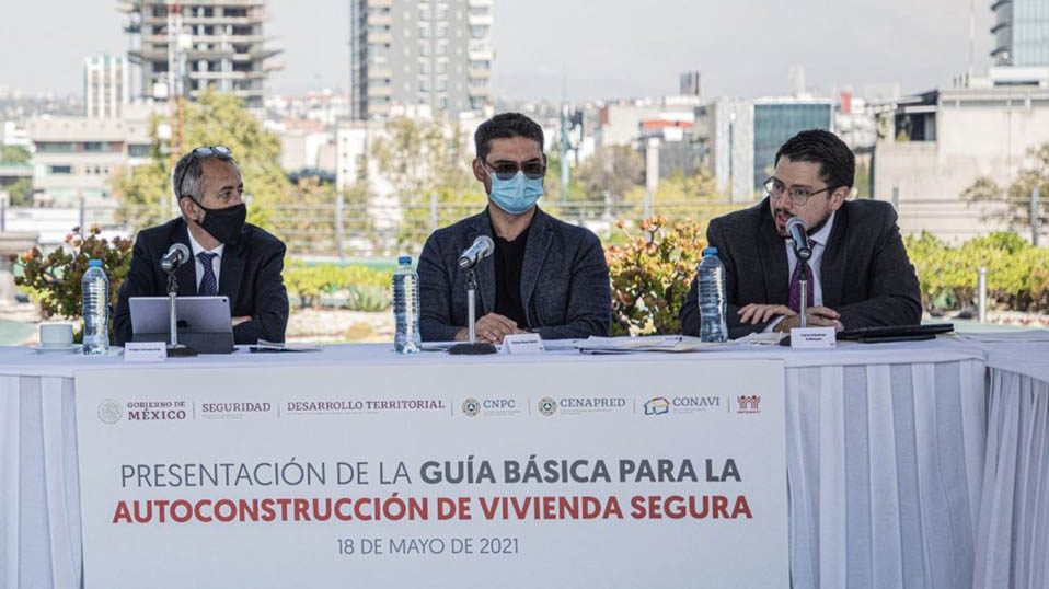 Sedatu e Infonavit lanzan guía para construir viviendas seguras