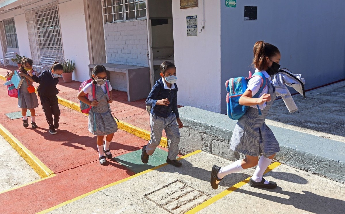 En varias entidades ya inició el regreso a clases presenciales, pese a la pandemia de covid-19. (Cuartoscuro)