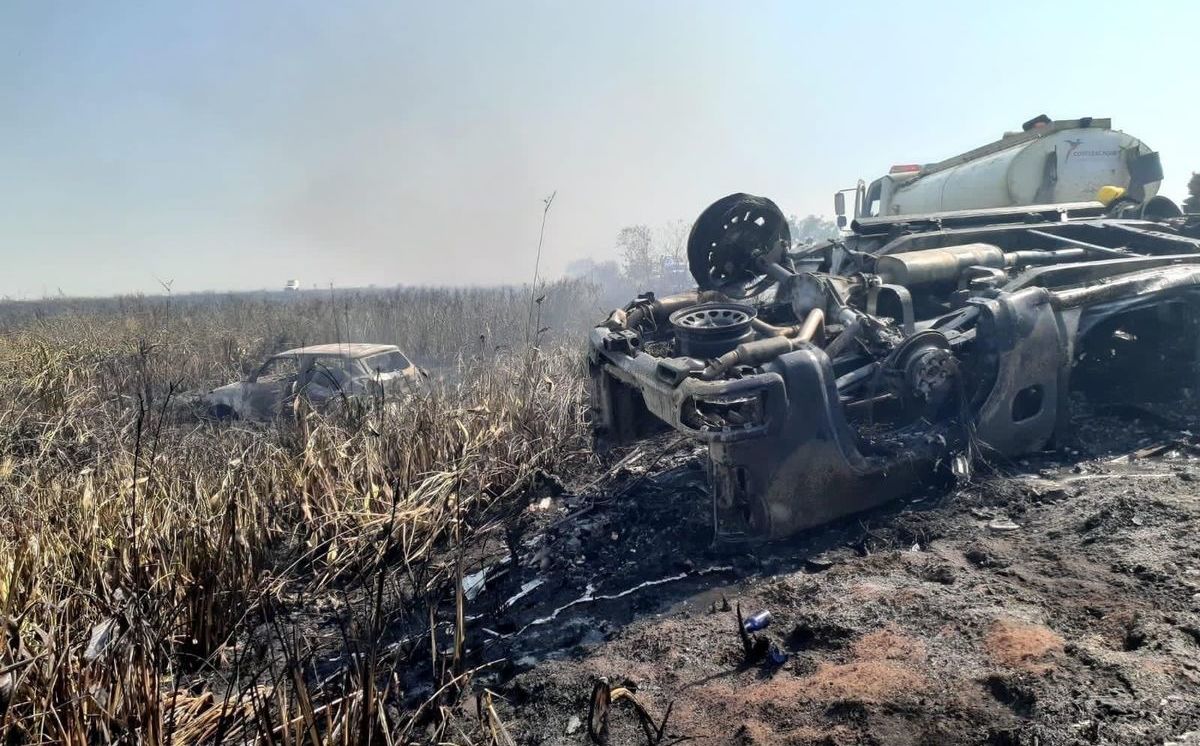 Tráiler choca contra cuatro vehículos en carretera de Veracruz- Grupo ...