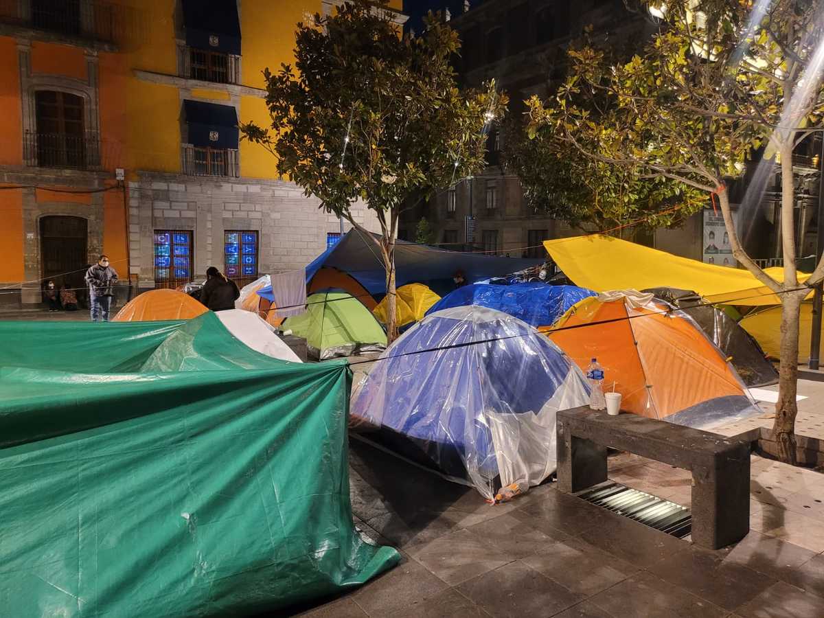 Los manifestantes solicitan que se les reconozca como directores docentes | Especial