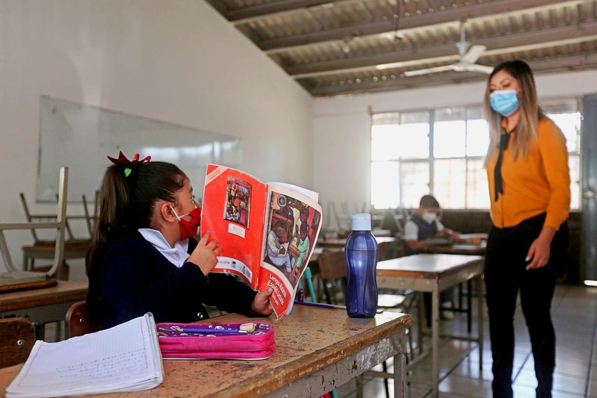 El gobernador prevé retomar las clases presenciales en Aguascalientes para el 7 de junio. (Cuartoscuro)