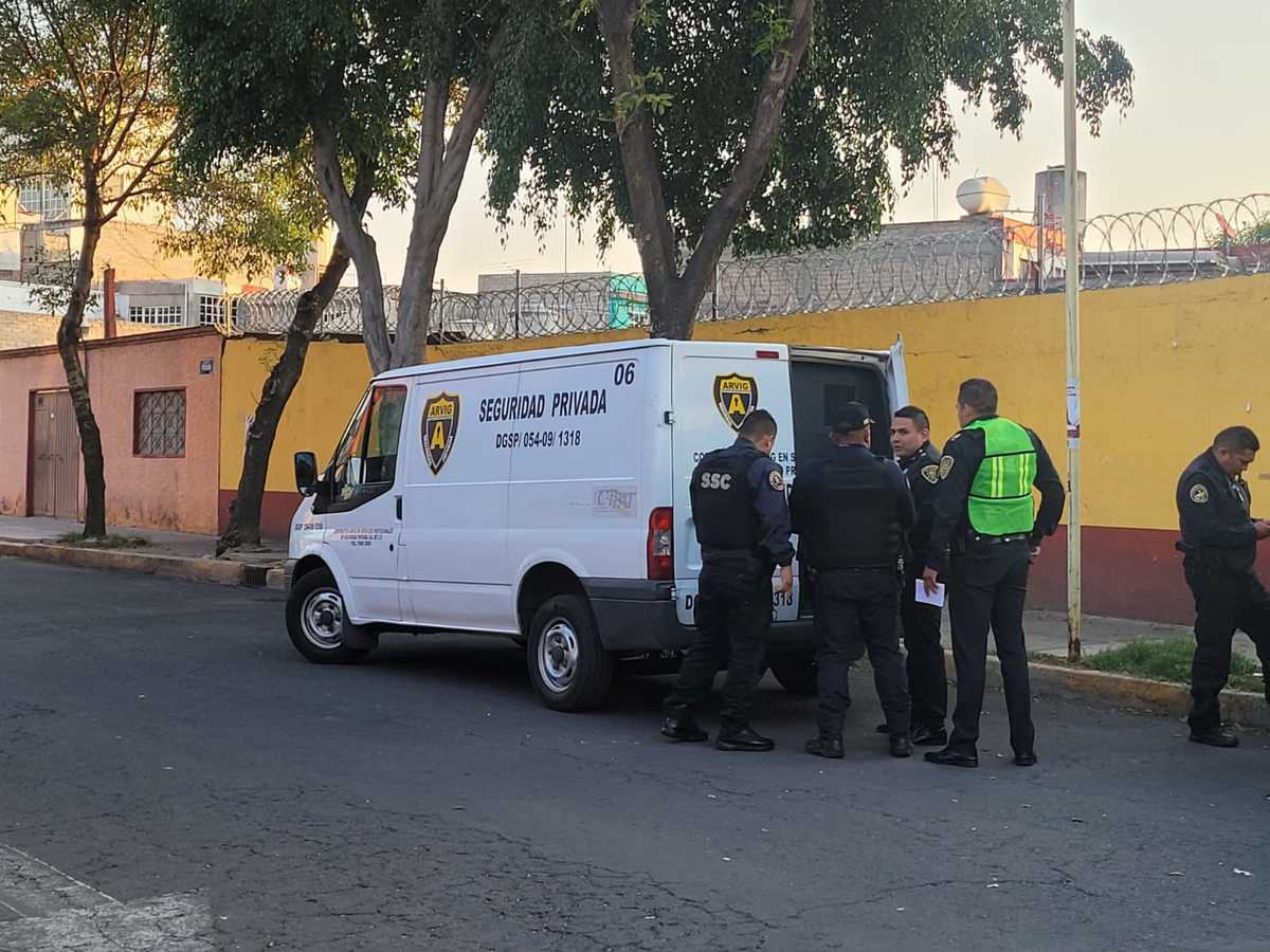 Los tres custodios de la unidad fueron sometidos | Especial