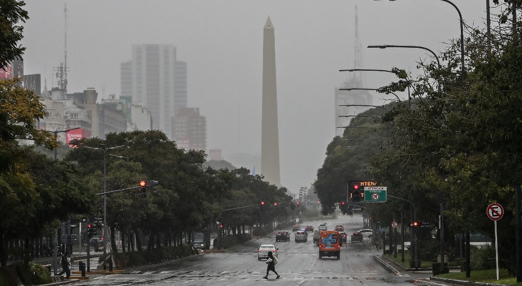 Las restricciones en Buenos Aires se mantendrán por al menos 9 días. (AFP)