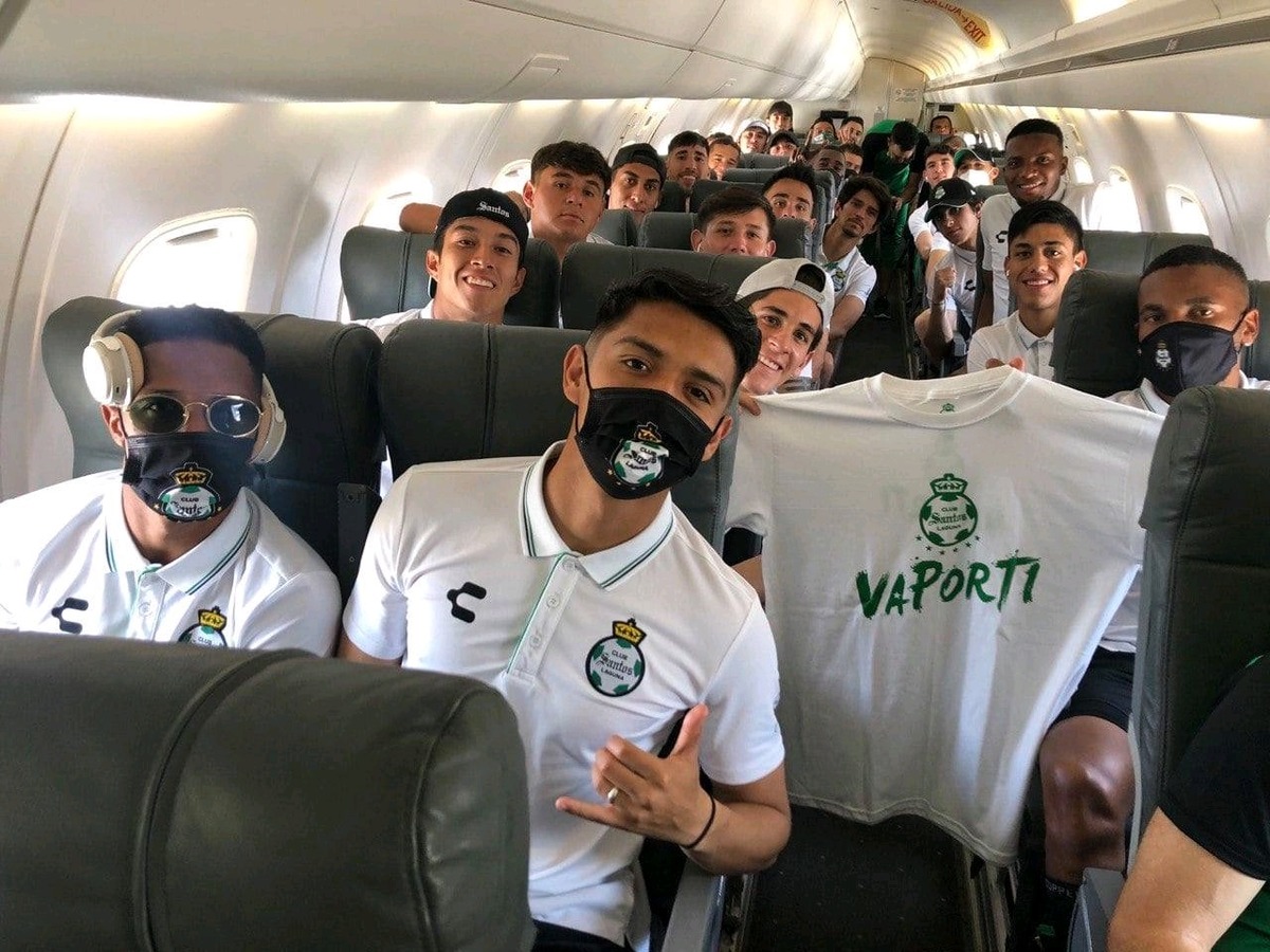 Santos Laguna viajó la tarde de este sábado a la ciudad de Puebla, con la mira puesta en la victoria. | Cortesía