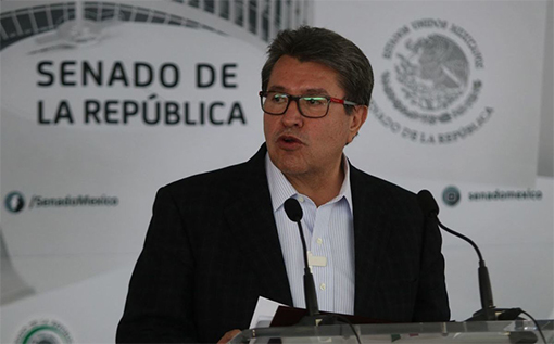 Monreal emplaza a García Cabeza de Vaca a "dar la cara" y presentarse ante FGR