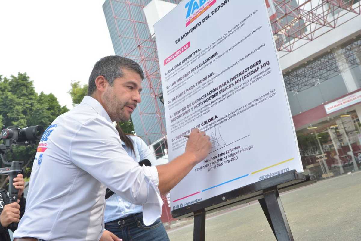 Mauricio Tabe.