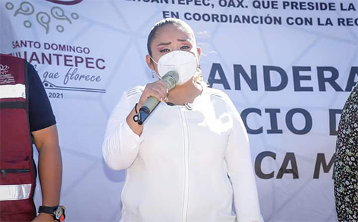 Retienen a candidata de Morena en Oaxaca; la acusan de no entregar recursos