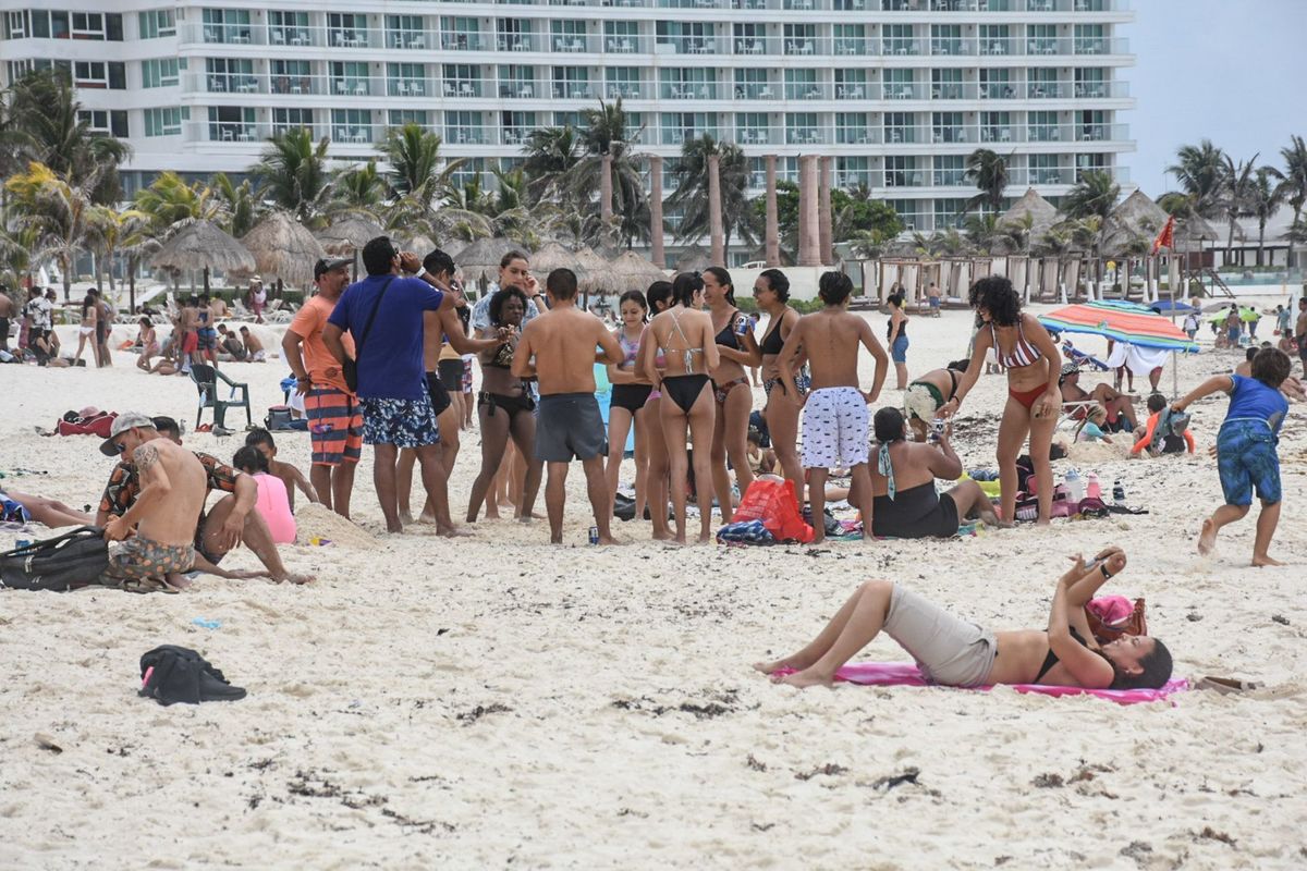 Autoridades de Quintana Roo implementaron medidas más estrictas para restringir la movilidad, indicó Alomía Zegarra. (Cuartoscuro)