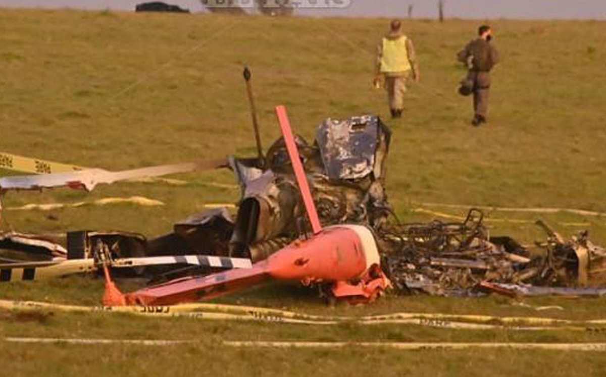 El helicóptero que trasladaba vacunas contra covid-19 se desplomó en el departamento de Rocha, en Uruguay. (Twitter @Cesarlarar)