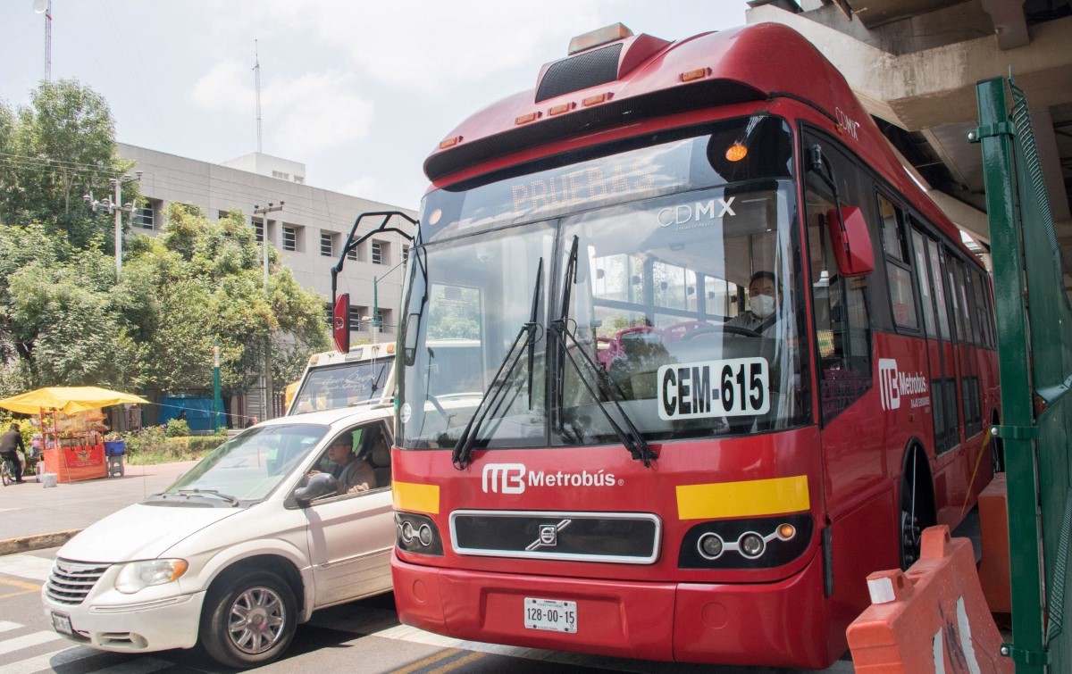 La línea de Metrobús recorrerá la avenida Tláhuac. | Cuartoscuro
