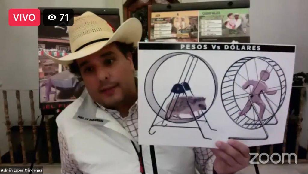 Adrián Esper durante su presentación por Facebook Live