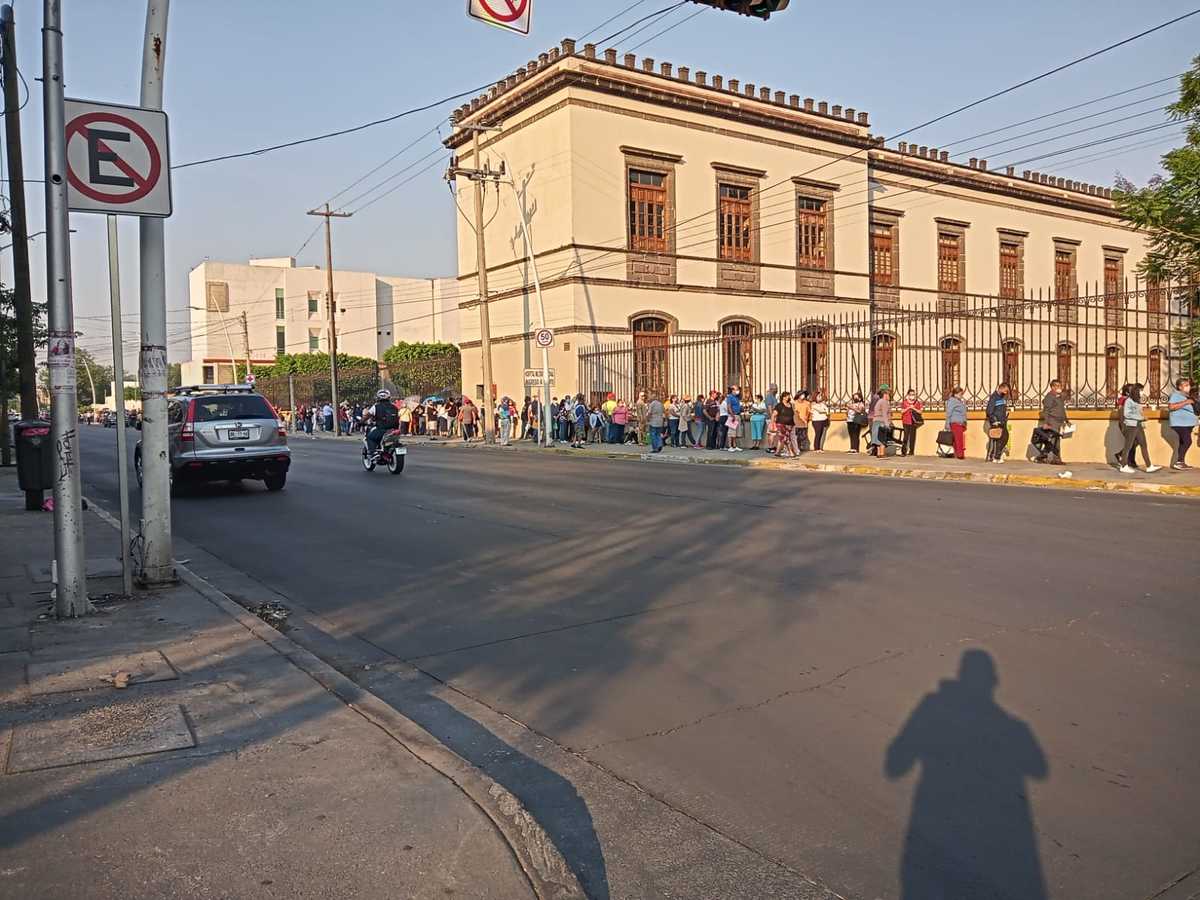 Vacunación contra covid-19 en Museo del Ejército y la Fuerza Aérea (Roberto Hurtado)