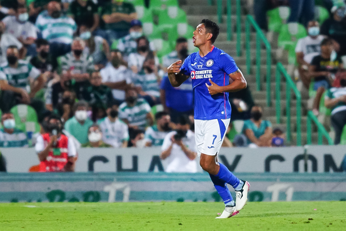 Luis Romo, jugador del Cruz Azul (Imago7)