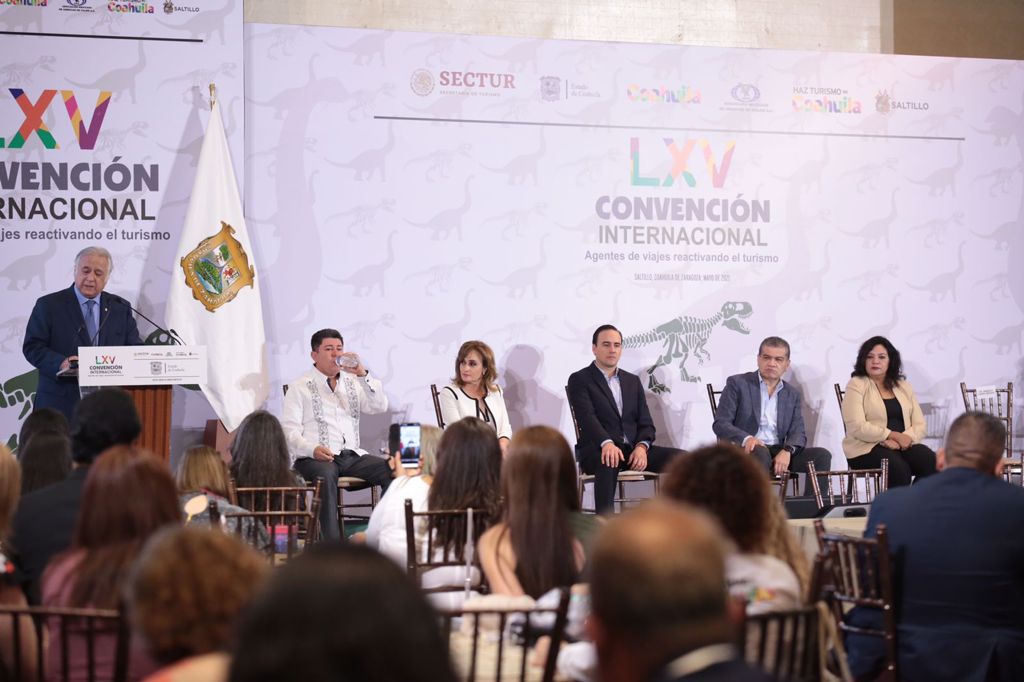 Se solicitó que se vacune a trabajadores del sector contra el covid-19. (Especial)