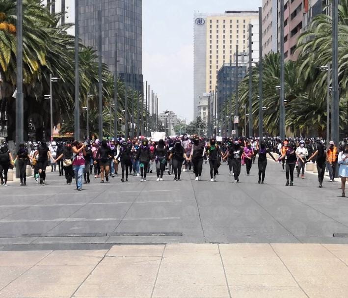 La manifestación feminista se movilizó en calles del Centro Histórico. (Jorge Becerril)