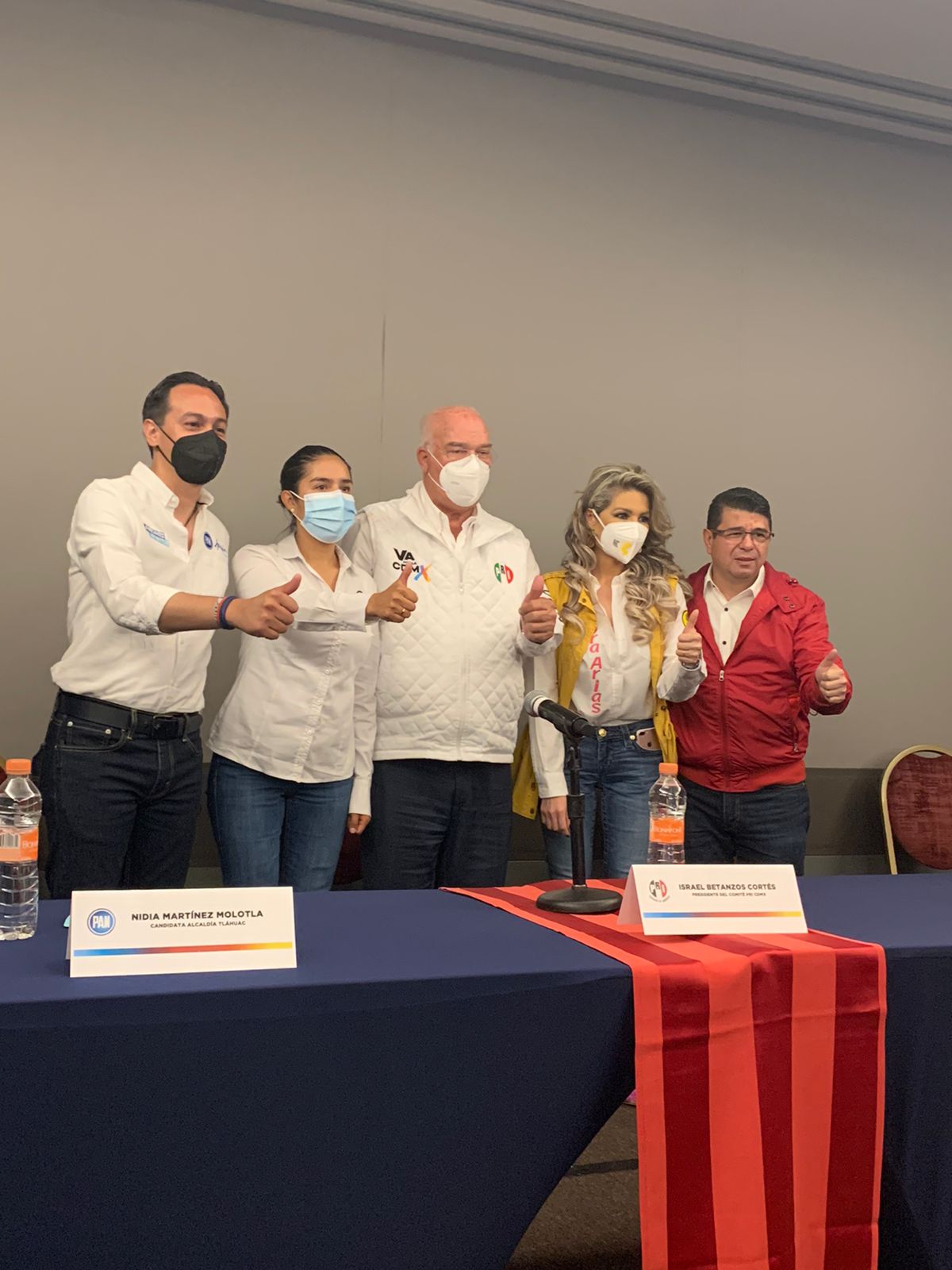 Nidia Martínez candidata del PAN, anunció su declinación a favor del candidato del PRD-PRI