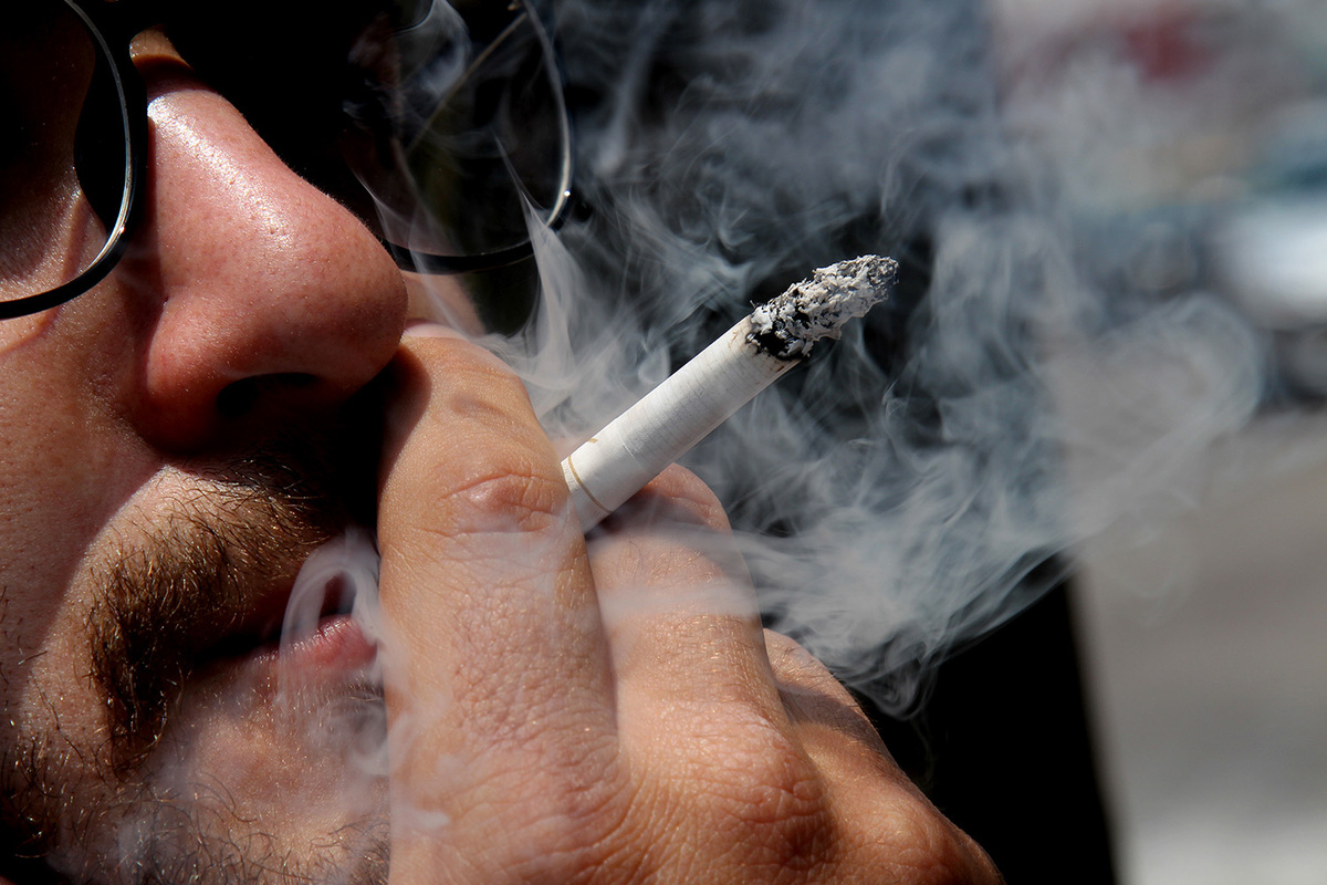 El consumo del cigarro trae problemas graves | Andrés Lobato