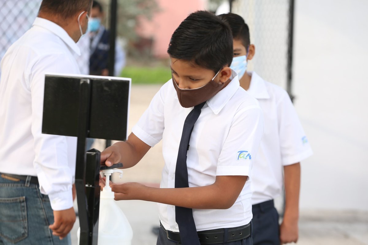 Regreso a clases presenciales con plan piloto en Tamaulipas. (Facebook: Francisco Cabeza De Vaca)