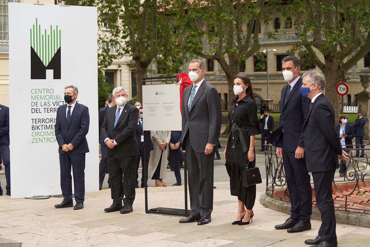 Los reyes Felipe VI y Leticia, junto con el presidente Pedro Sánchez inauguraron el lugar en España. | EFE