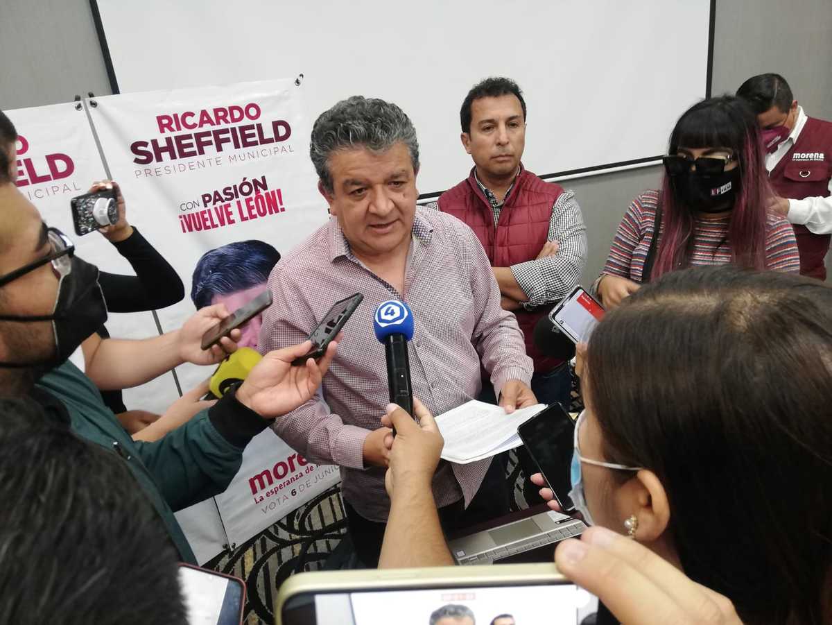 En León Morena denuncia presuntas compras irregulares de municipio. Foto: Dany Béjar.