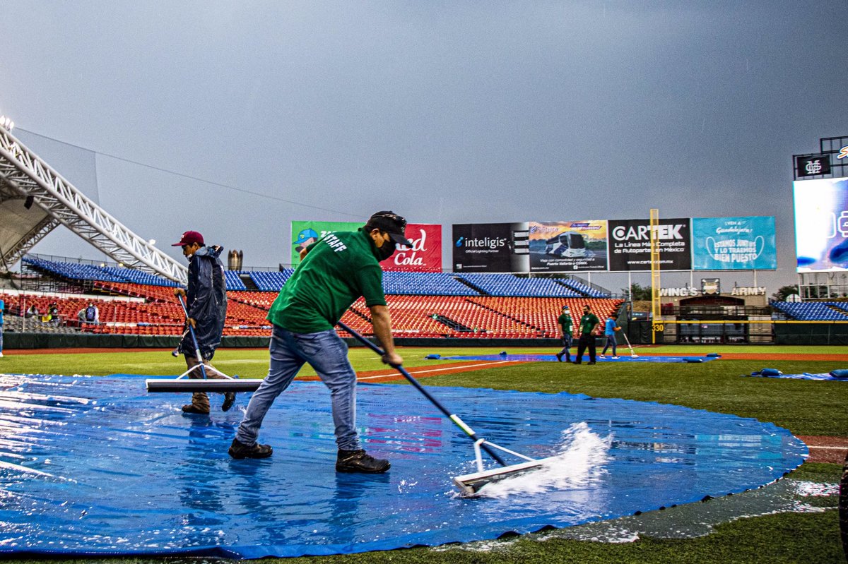 Por lluvia suspenden partido de Mariachis vs Saraperos. (Cortesía)