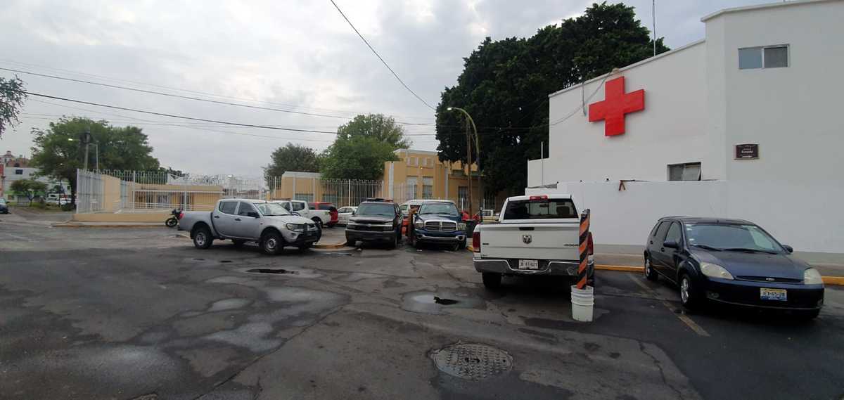 El motociclista fue llevado a la Cruz Roja del Parque Morelos (Juan Carlos Munguía)