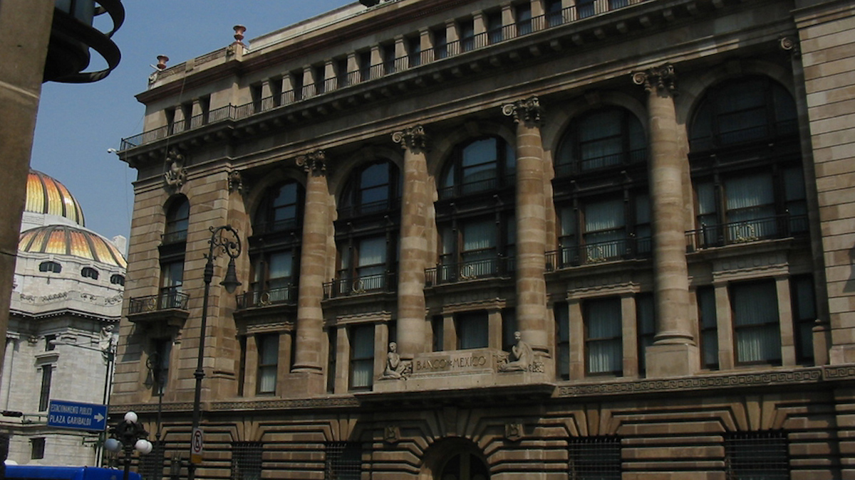 Banxico: Impulso económico externo tendrá menor efecto en 2021 y 2022