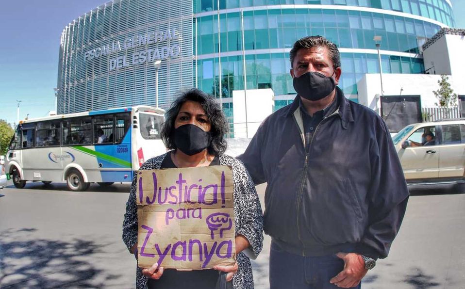 Familia de Zyanya Estefanía Figueroa Becerril. (Melanie Torres)