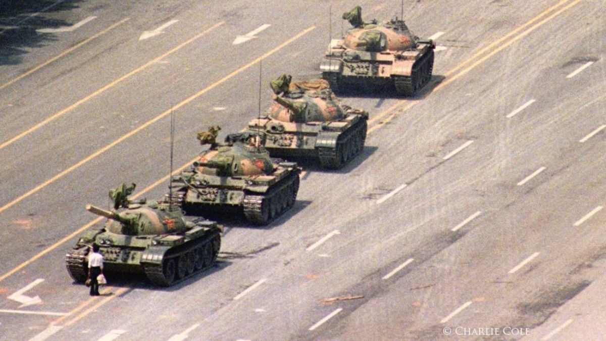 La foto del "tank man" fue premiada en 1989. (Charlie Cole)