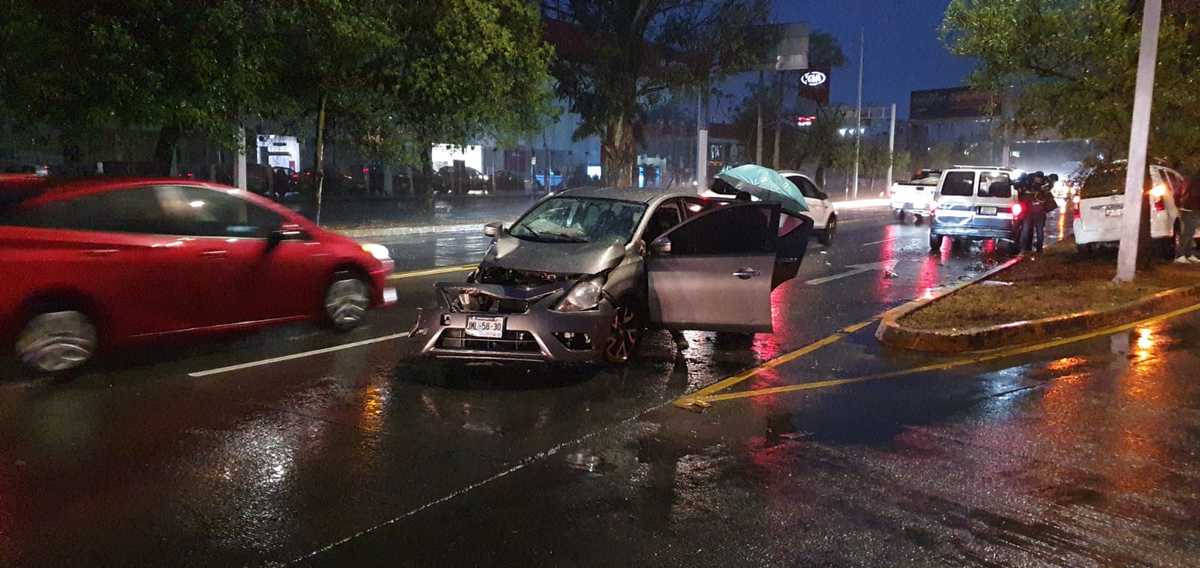 Zapopan. Lluvia provoca choque en Ciudad Granja Grupo Milenio
