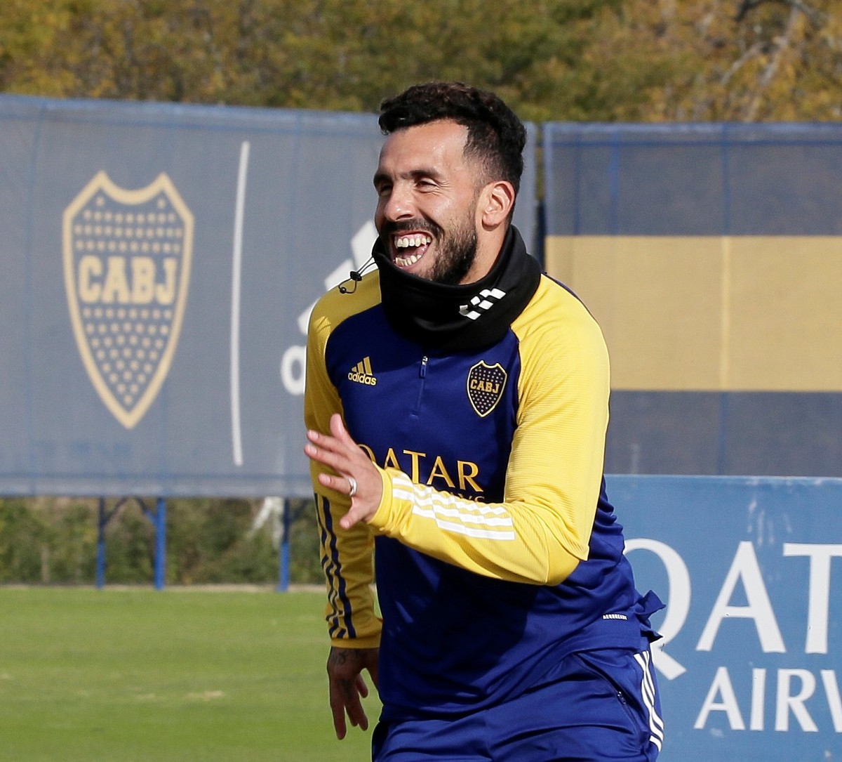 Carlos Tevez (Twitter: @BocaJrsOficial)
