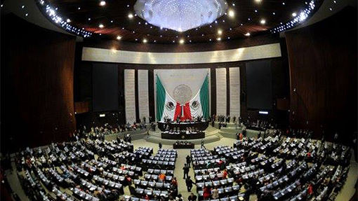 Perdida de Morena en la mayoría del congreso reduce incertidumbre política: BofA