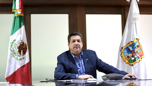 UIF mantendrá bloqueo de cuentas de esposa y hermano del gobernador de Tamaulipas