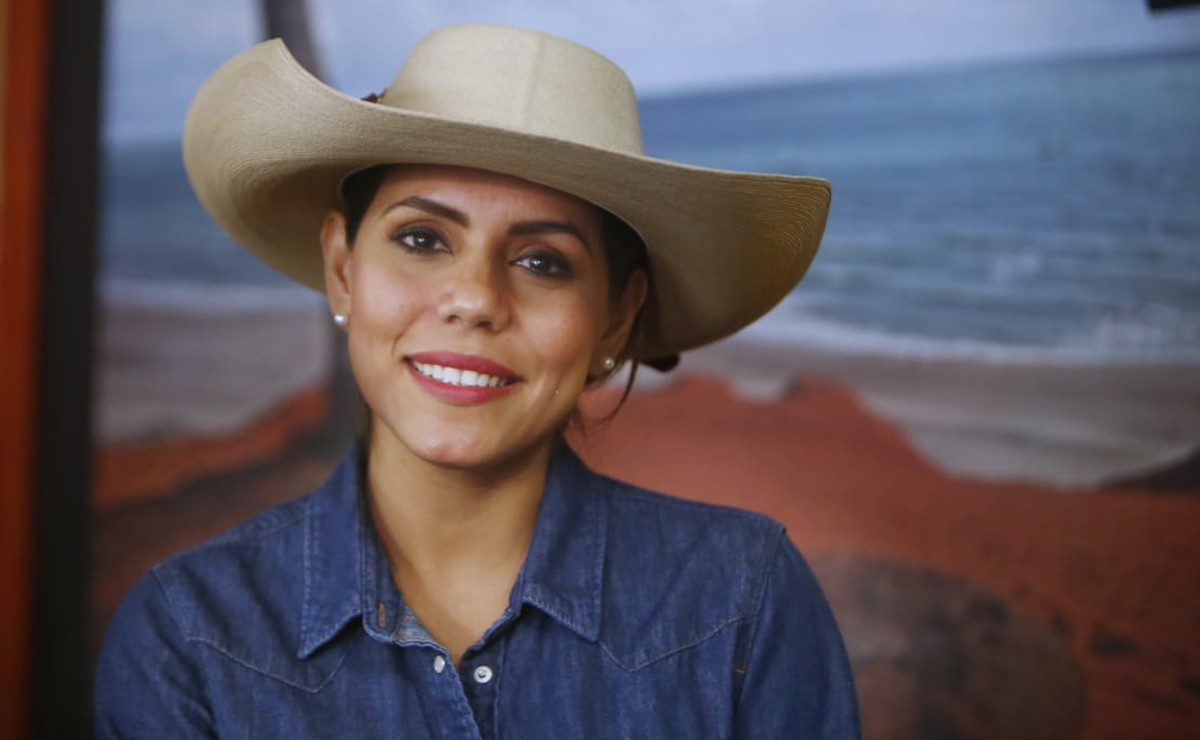 "Yo conozco perfectamente a mi padre, sé de sus valores, de sus principios": Evelyn Salgado | Ariana Pérez
